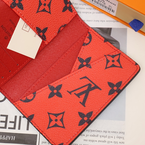 LVコピーウォレット角部分ディテール